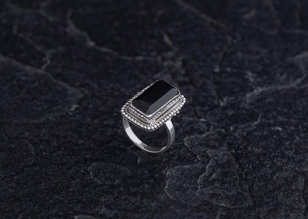 How much should a sterling silver ring cost? 