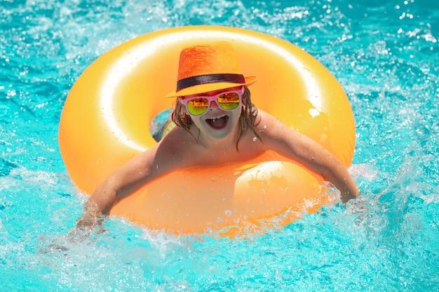 How much weight can a float hold? 