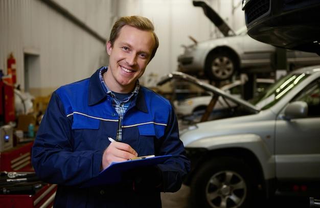 How do you adjust self-adjusting clutch cable? 
