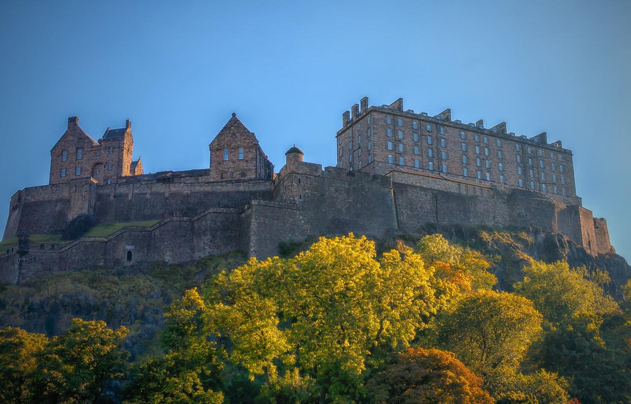 How do I apply for an extension at Edinburgh University? 