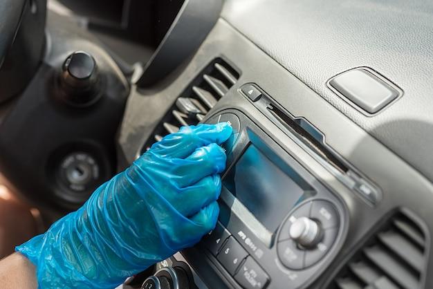 How do I turn up the volume on my car GPS? 