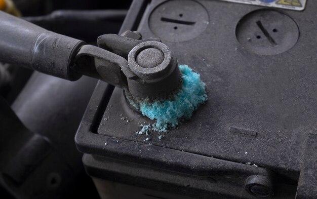 How do you change a battery terminal on a Ford Ranger? 