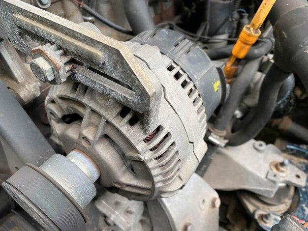 How do you change the alternator on a 2000 Jeep Cherokee? 