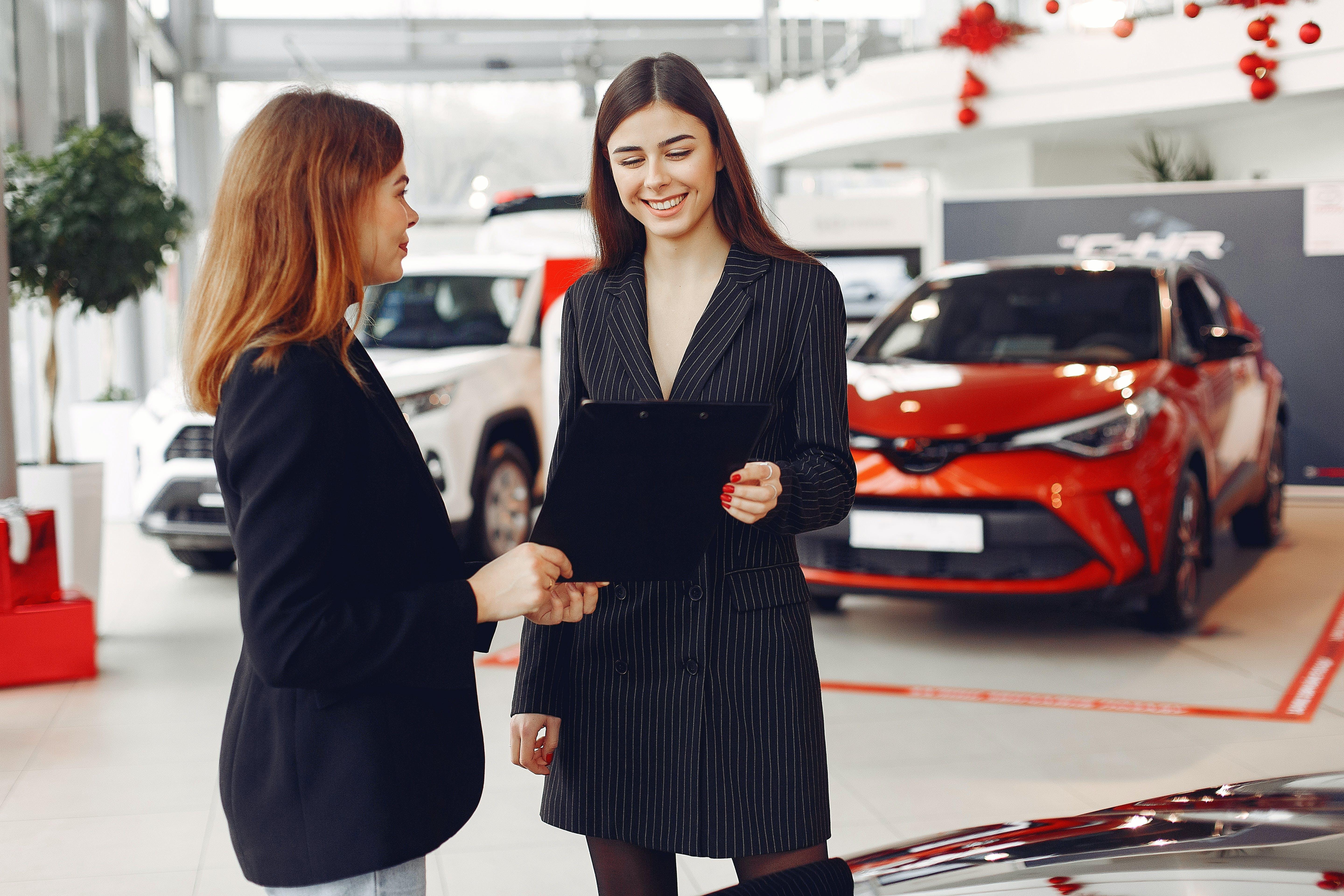 How do I file a complaint against a Toyota dealership? 