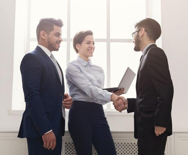 How do you handle your first meeting with your new boss? 