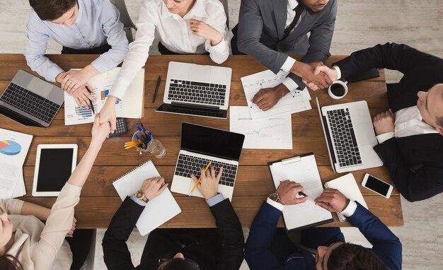 How do you handle your first meeting with your new boss? 