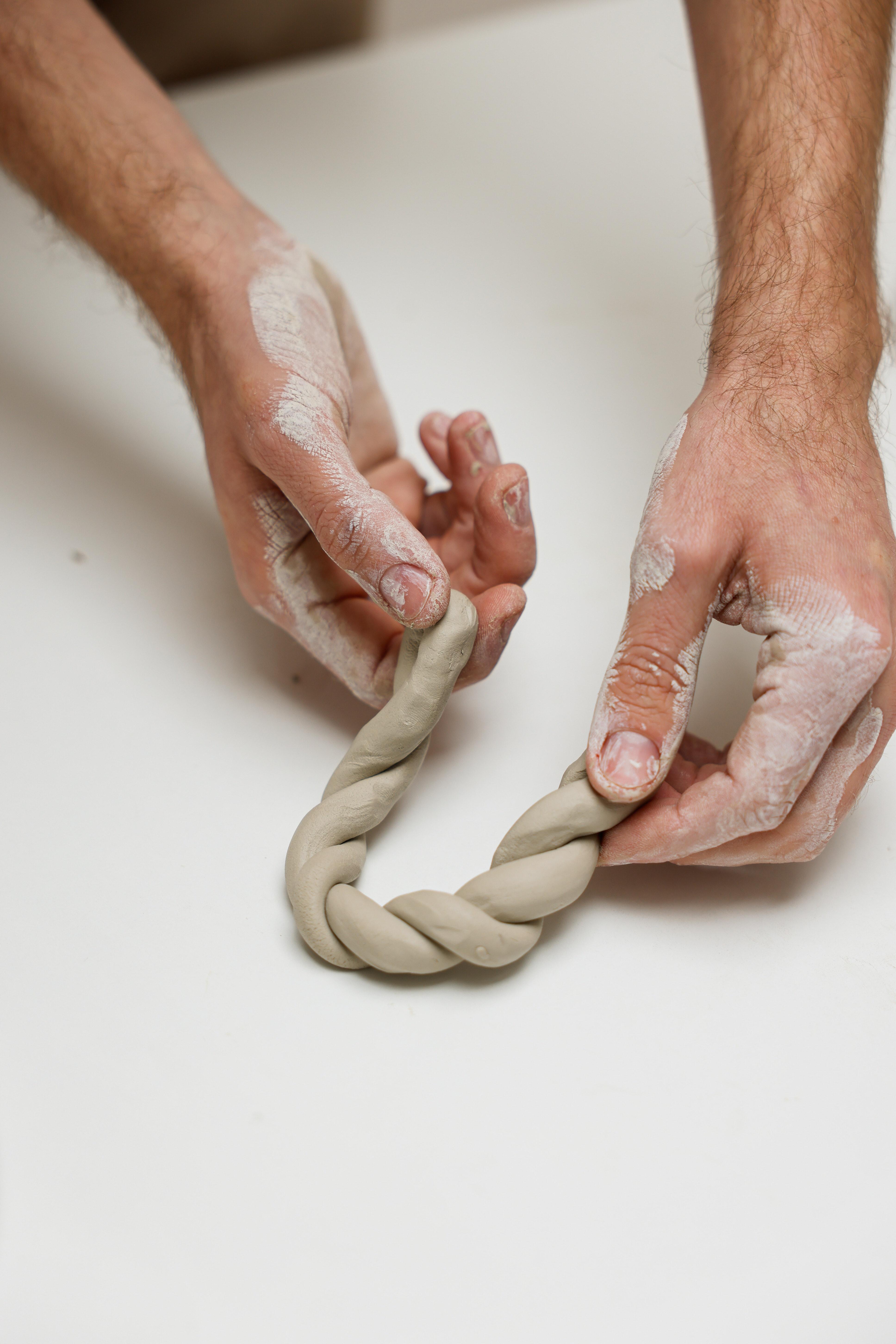 How do you make Oobleck with plain flour and water? 