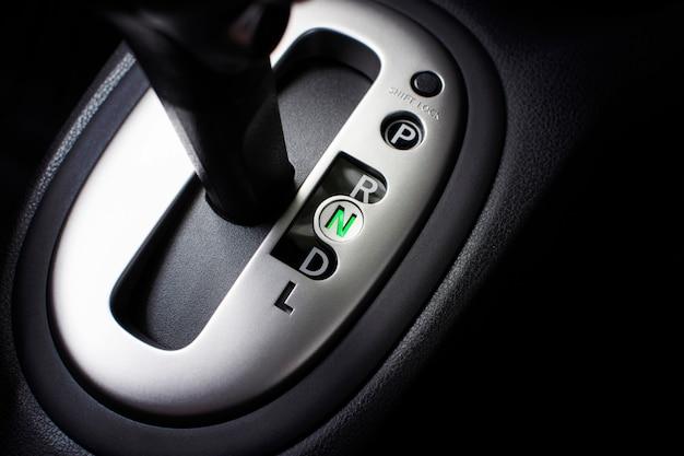 How do you put a Mercedes in neutral without power? 