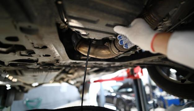 How do you remove a CV axle from a Toyota Corolla? 