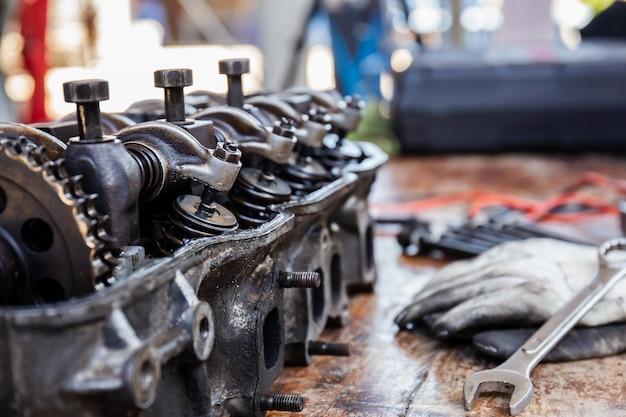 How do you remove a rocker arm? 