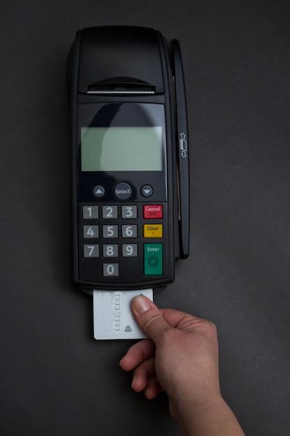 How do you reset the alarm on a 2003 Honda CRV? 