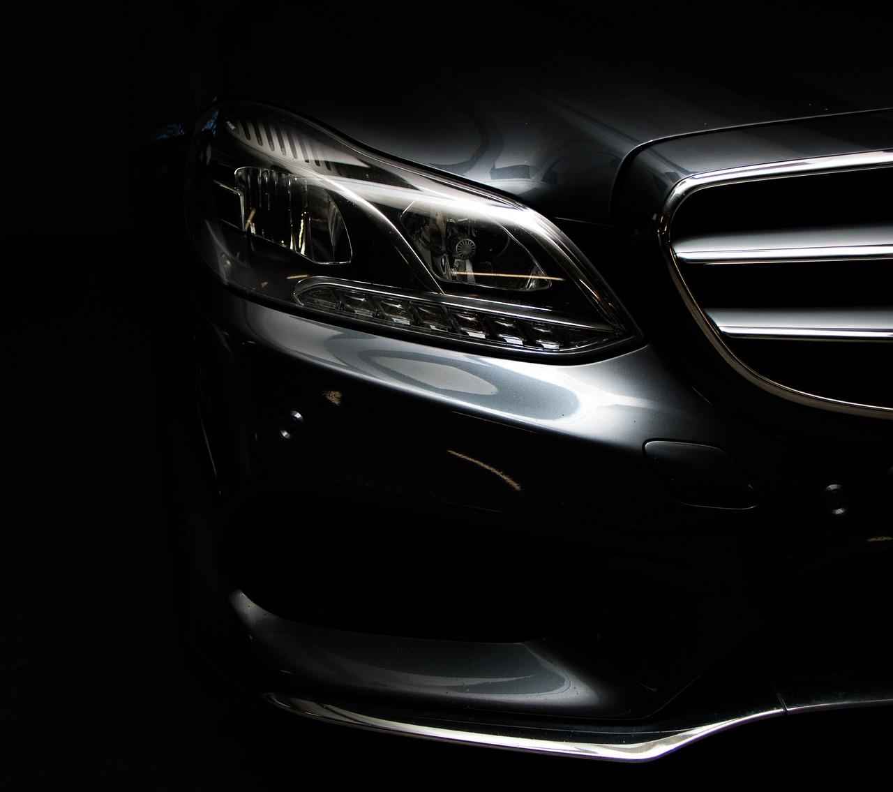 How do I reset my Mercedes sound system? 