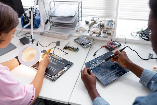 How should a first year engineer study? 