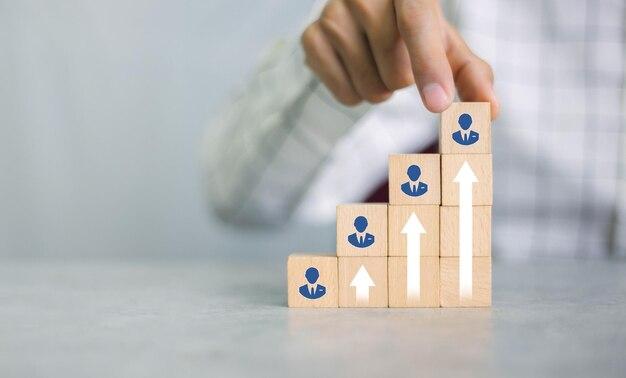 How do you thank a recruiter for an arranging interview? 