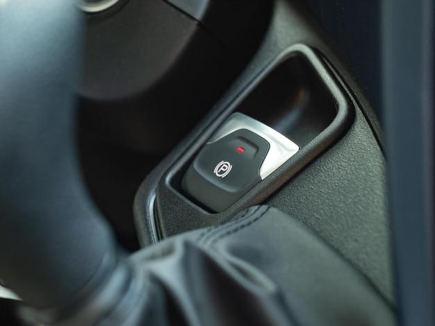 How do you turn off the emergency brake on a Jeep? 