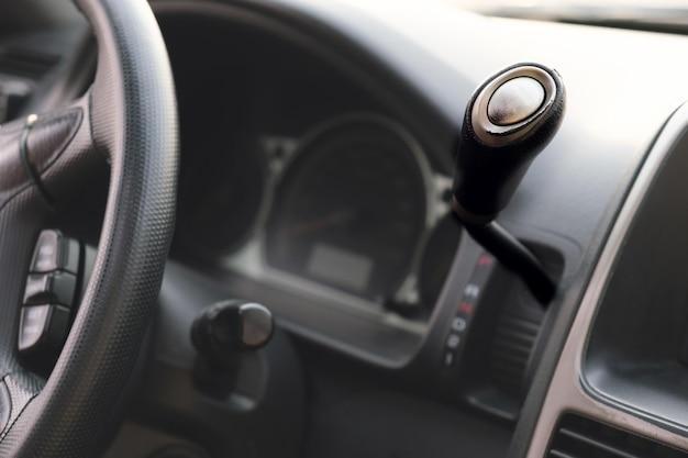 How do you turn off the wrench light on a Honda Accord? 