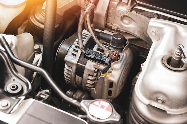 How do you wire an alternator with an external regulator? 