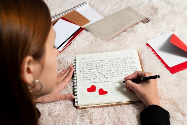 How do I write a letter to an HOA board? 