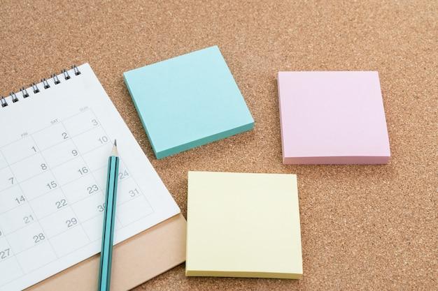 How do you write a timeline in an essay? 