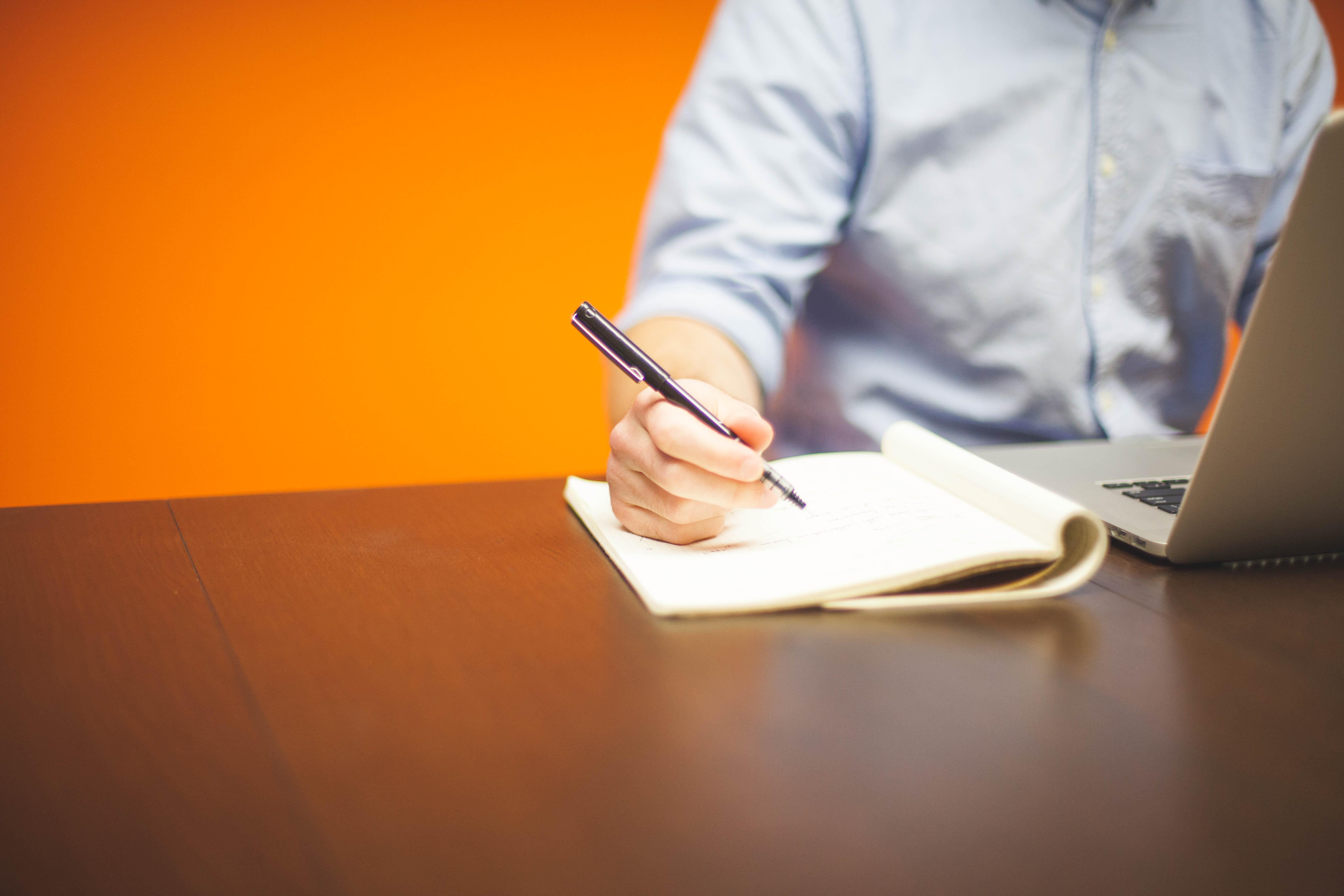 How do you write on a laptop? 