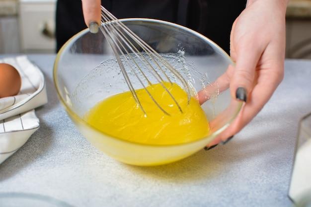 Is an egg a mixture? 