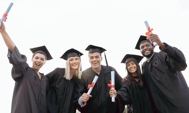 What are 3 disadvantages of going to college university after high school? 
