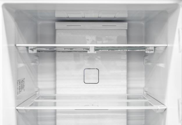 Is it OK to turn off refrigerator for long period of time? 