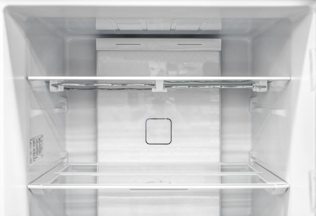 Is it OK to turn off refrigerator for long period of time? 