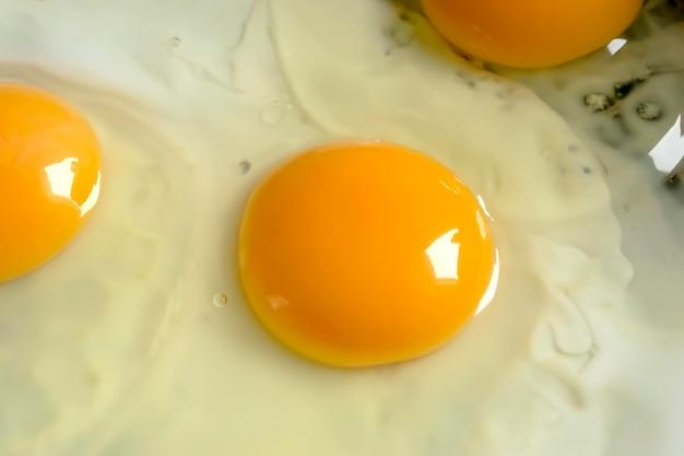 Is it OK to eat runny egg white? 
