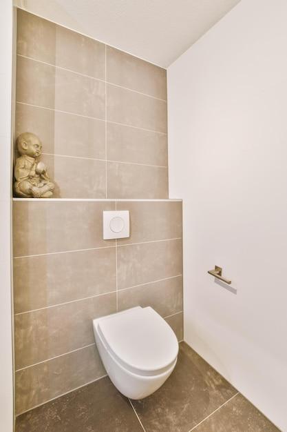 Do wall mounted toilets leak? 
