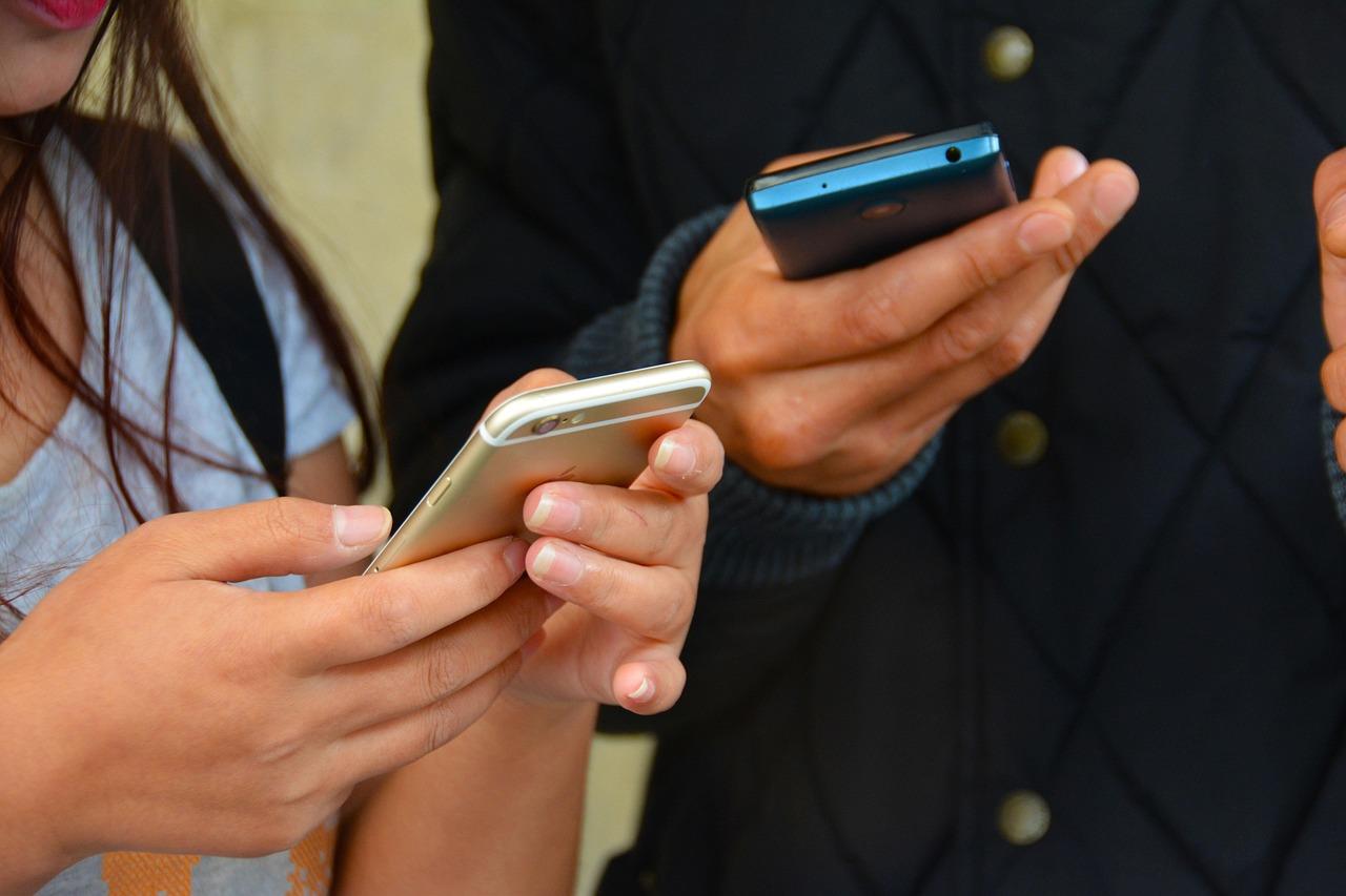How was the life before mobile phones? 
