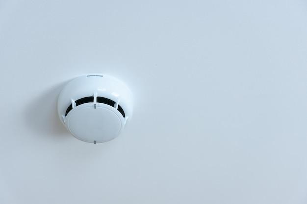 How do you dispose of smoke detectors? 
