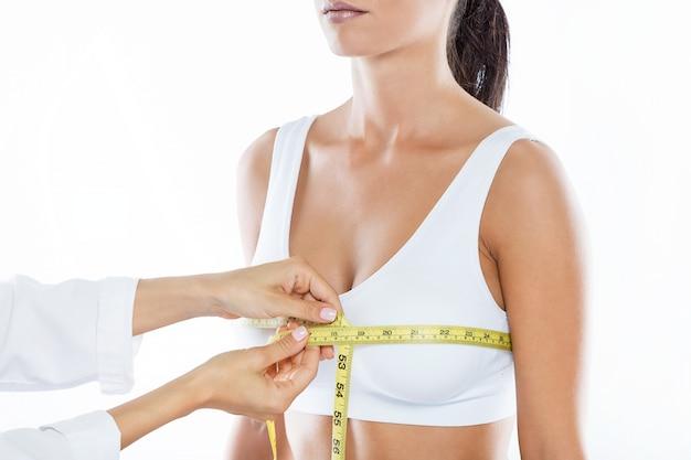 What is the average bra size for a 30 year old? 