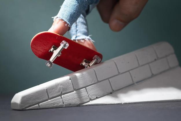 What are the best fingerboard brands? 