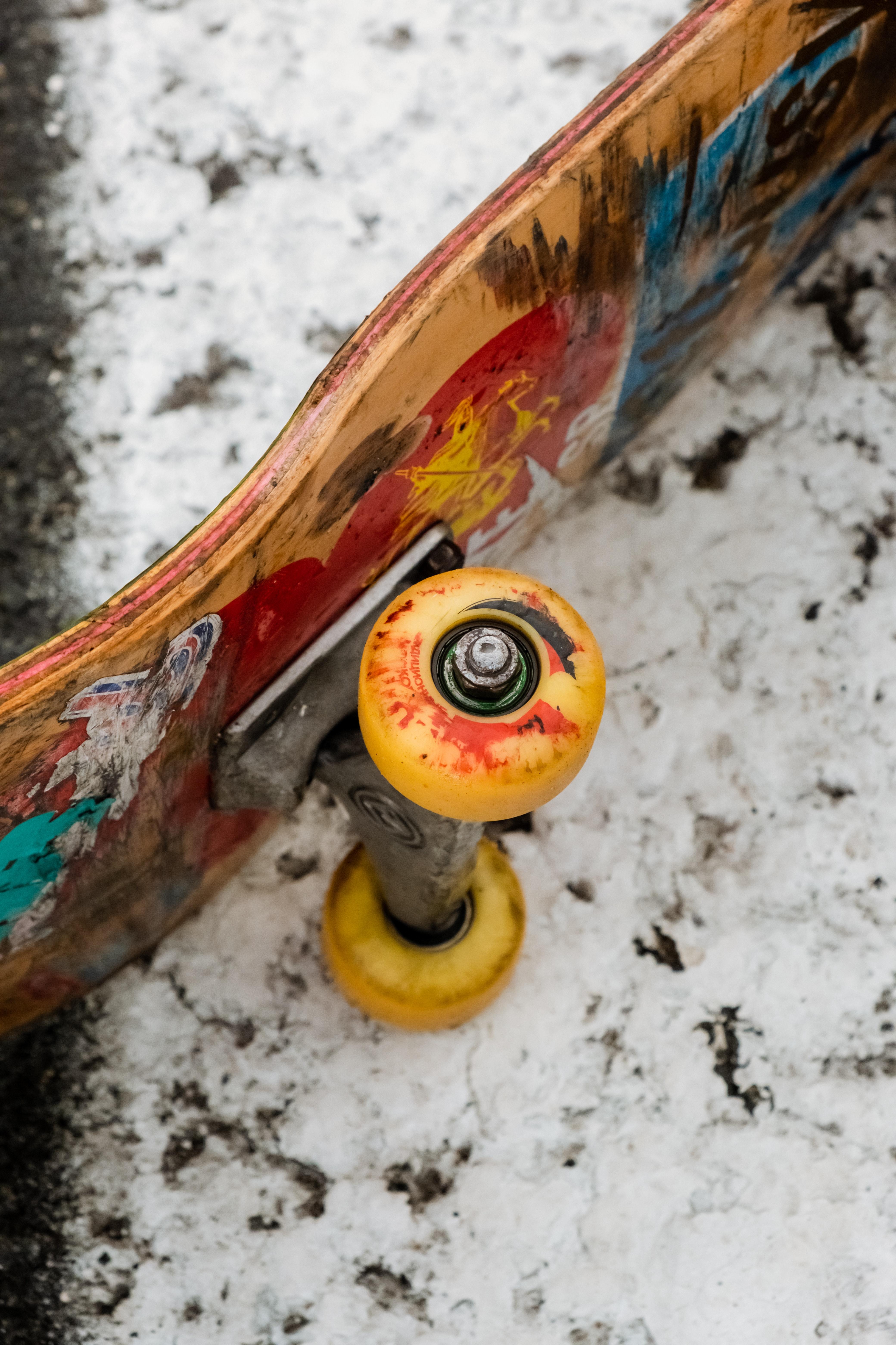 What are the best wireless earbuds for skateboarding? 
