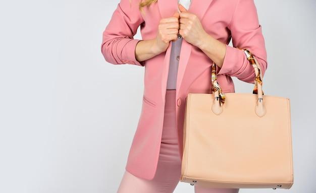 What are accessories and its purpose? 