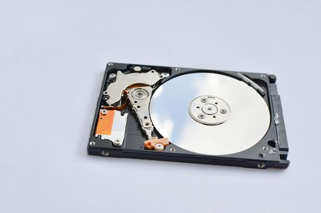 What is the importance of data in computer? 