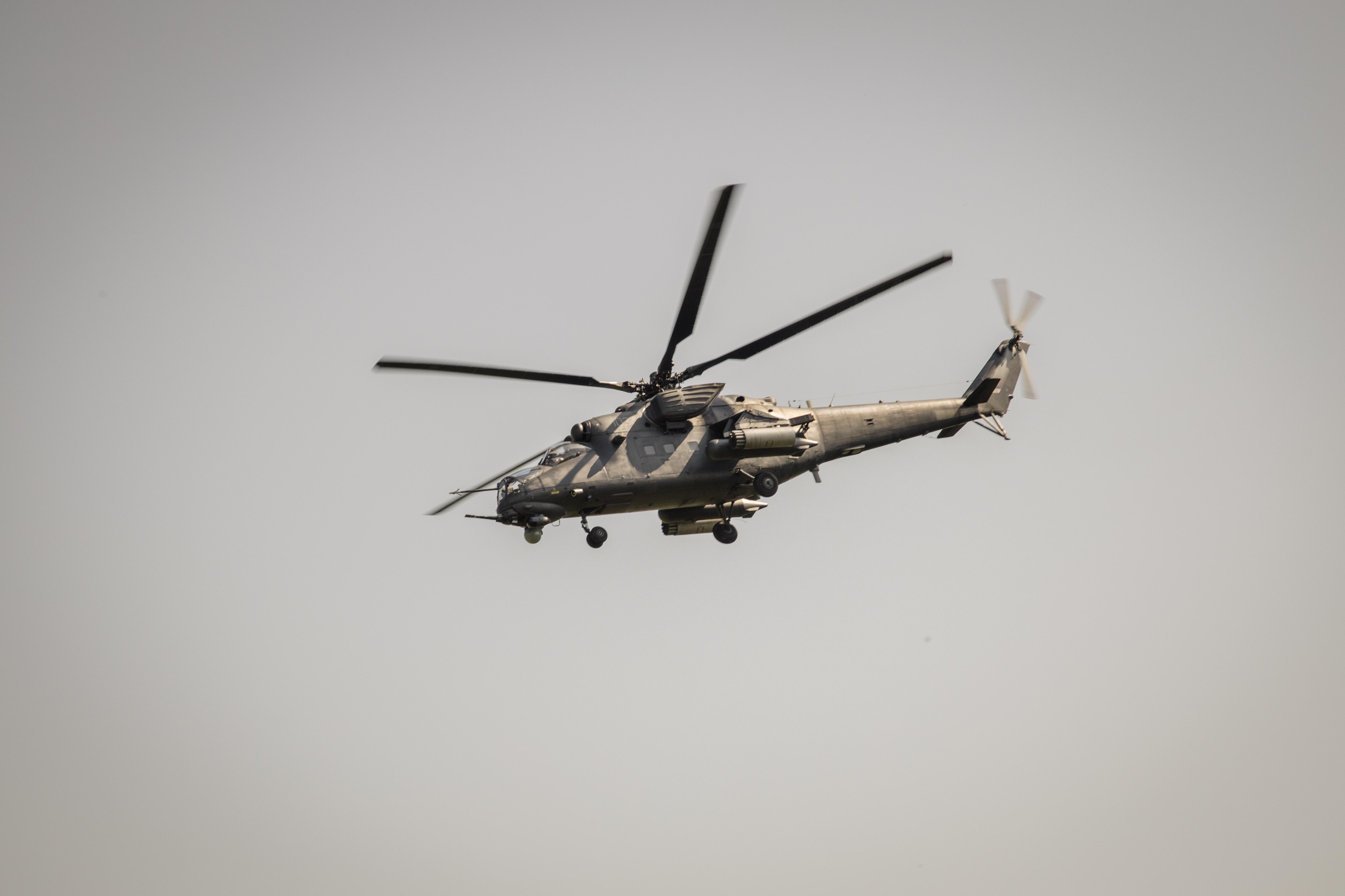 What materials are used to make a helicopter? 