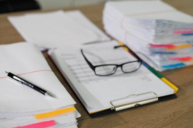 Why is it important to paraphrase and summarize? 