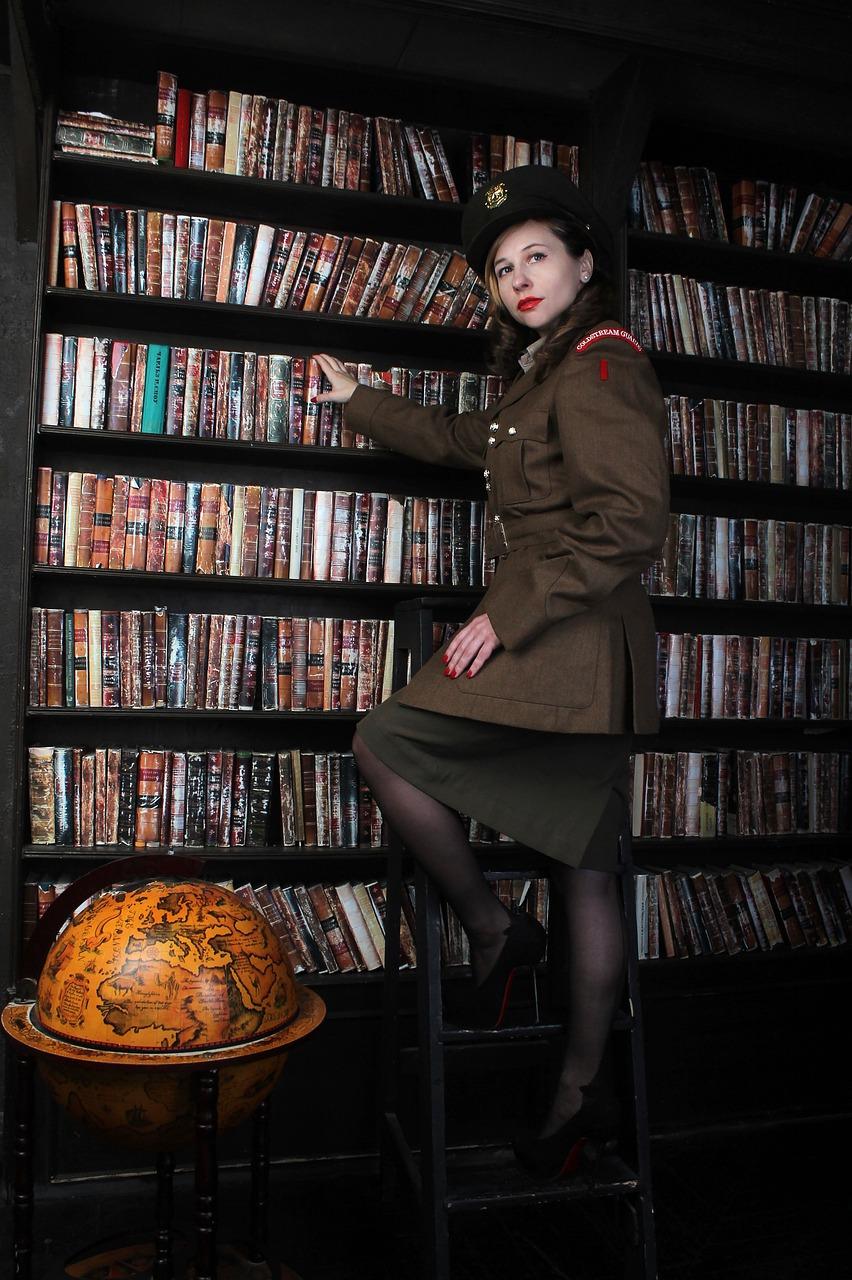 What is a library officer? 