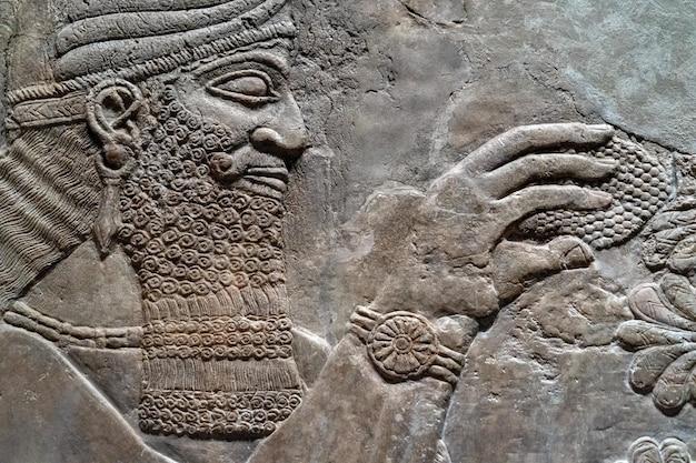 What was the role of priests in Sumerian civilization? 