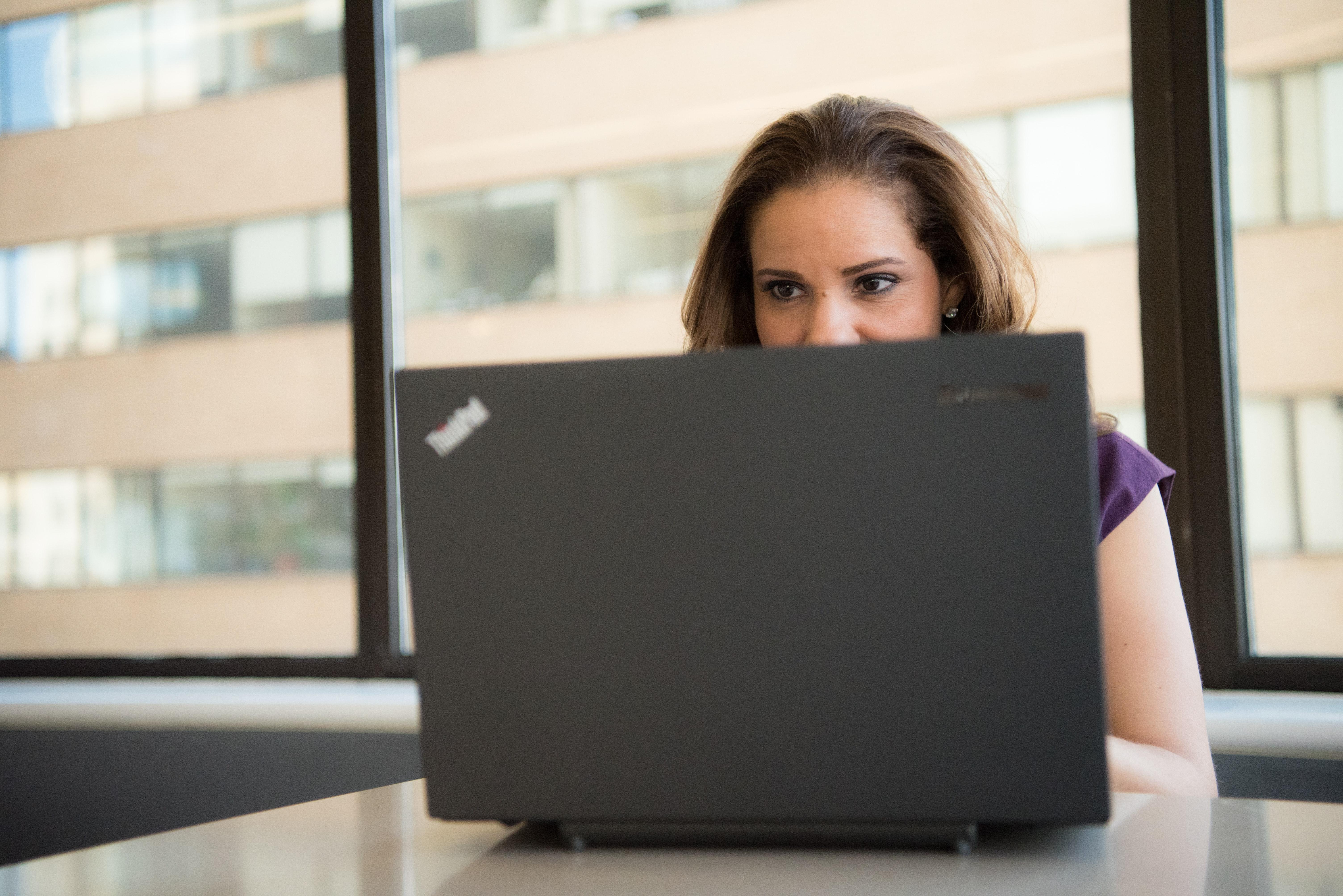 How do I turn off Num Lock on Lenovo laptop? 