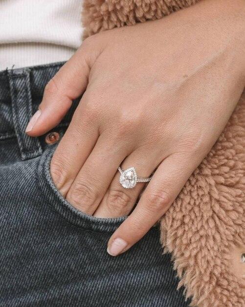 What is 1/2 ct tw diamond? 