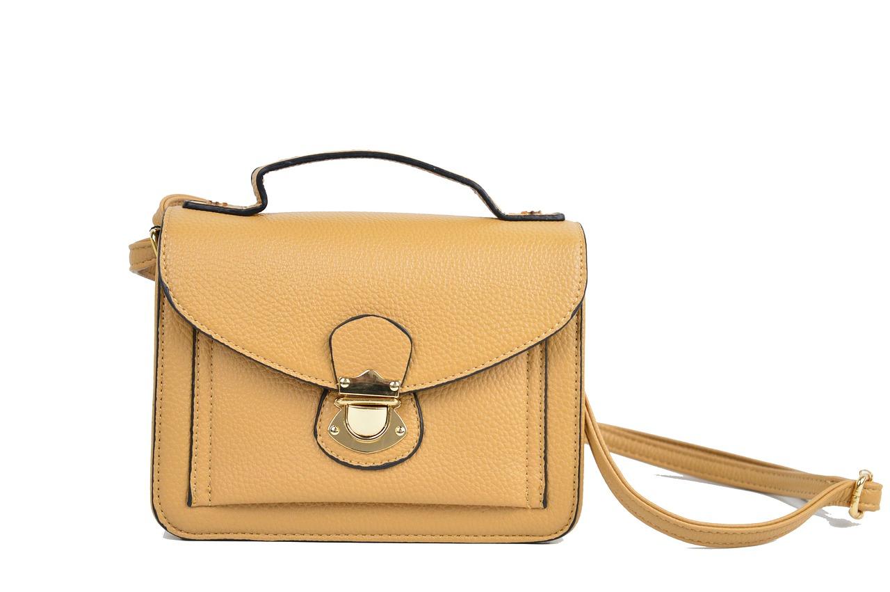 What brands are similar to Vera Bradley? 