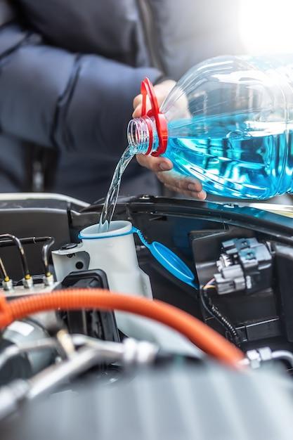 What can I spray in my intake to start my car? 
