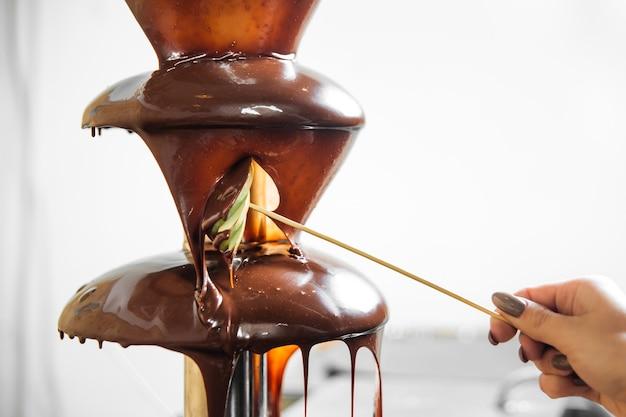 What chocolate can you use in a chocolate fountain? 