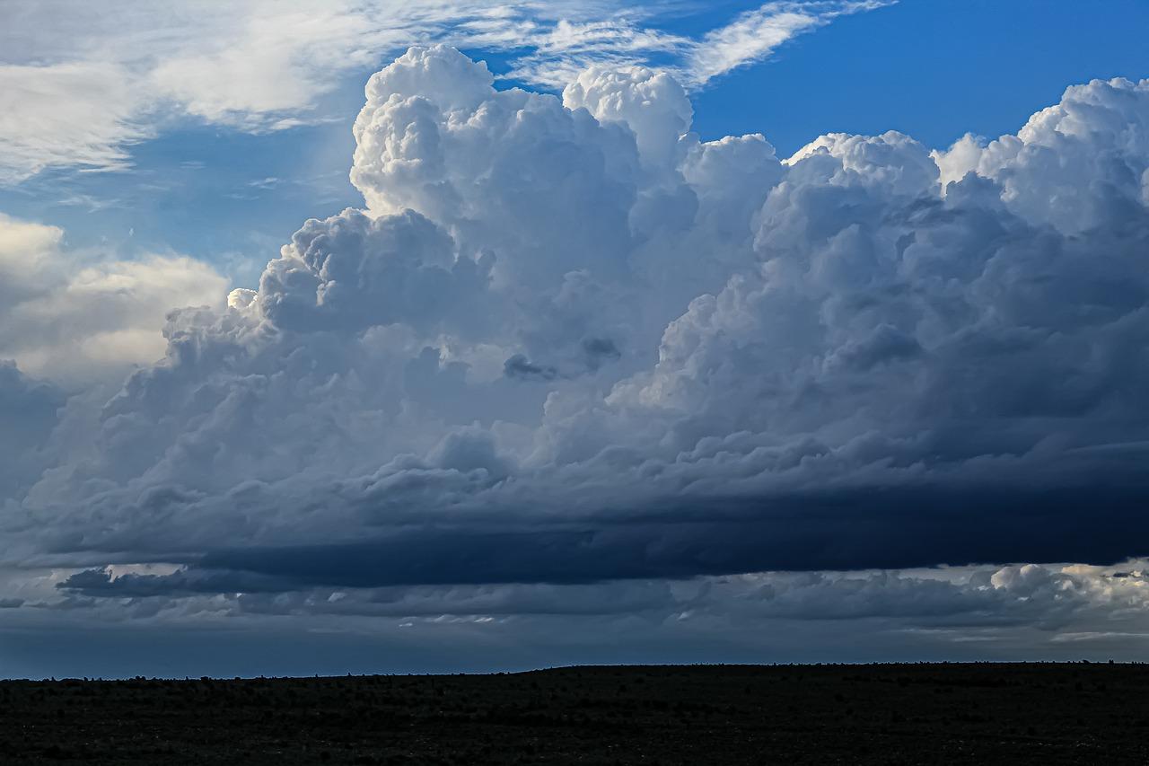 What clouds are called thunderheads? 