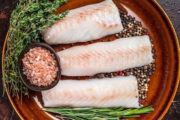 What does raw haddock smell like? 