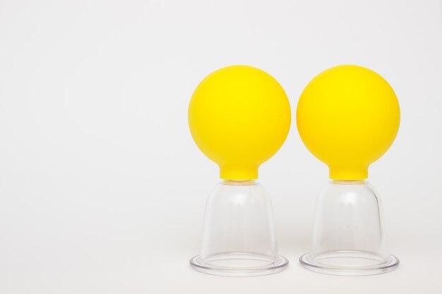 What happens when you mix baking soda and vinegar to inflate a balloon? 