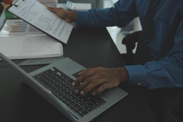 What is a 10 key job? 